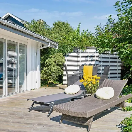 Newly Renovated Summer House For 12 People Near Ebeltoft, Prázdninový dům *